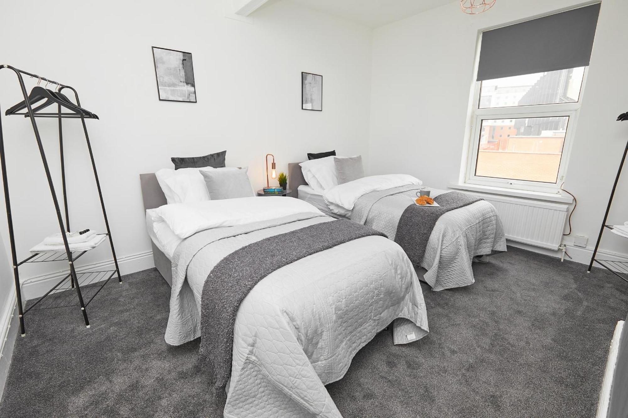 Your Sheffield Stays - Spacious 5 Bedroom House Pokój zdjęcie