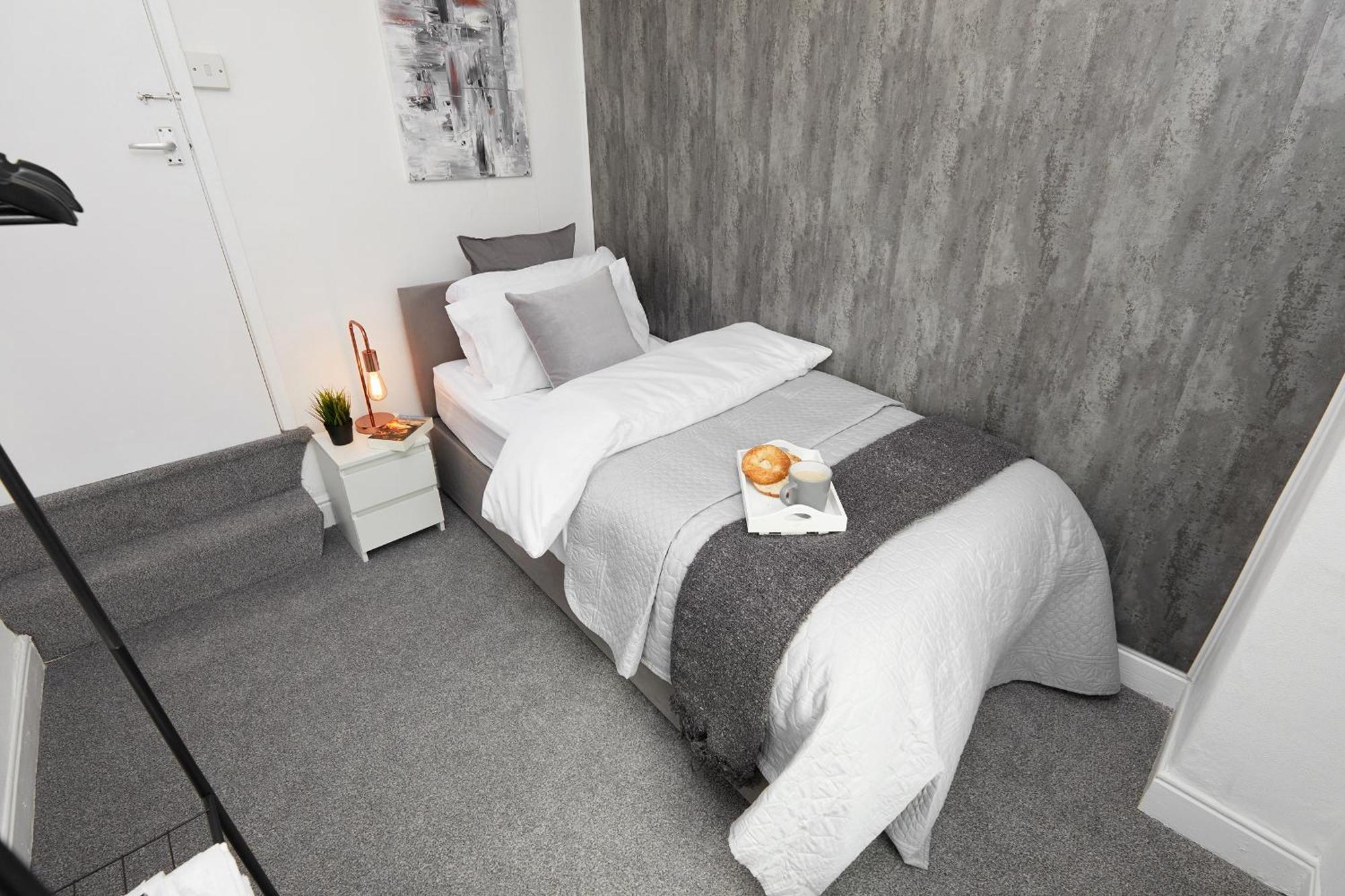Your Sheffield Stays - Spacious 5 Bedroom House Pokój zdjęcie